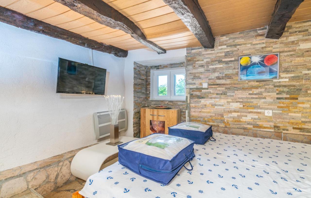 Apartamento Stone House Knez Vrbnik Exterior foto